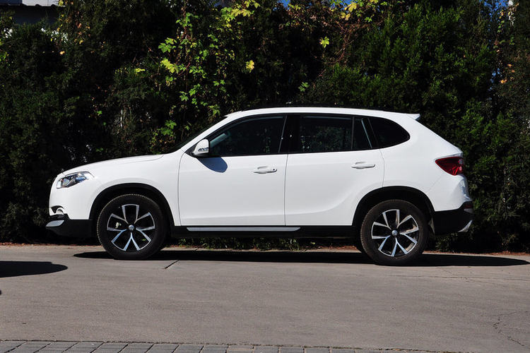 中华V5 1.5T 手动 2014款 两驱运动型 5座