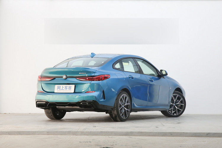 宝马2系（进口） 225i 四门轿跑车 2021款 M运动曜夜套装Pro