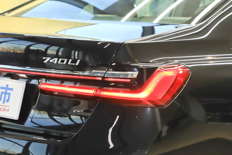 宝马7系 改款 740Li 领先型 2019款 M运动套装