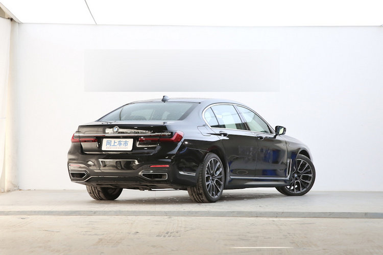 宝马7系 改款 740Li 尊享型 2019款 M运动套装