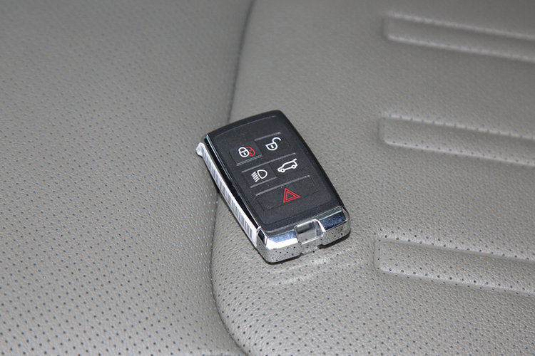 卫士 90 P400 X-DYNAMIC 2021款 S