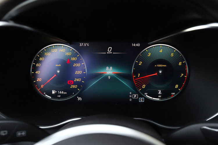 奔驰GLC 改款三 GLC 260 L 4MATIC 2022款 动感型