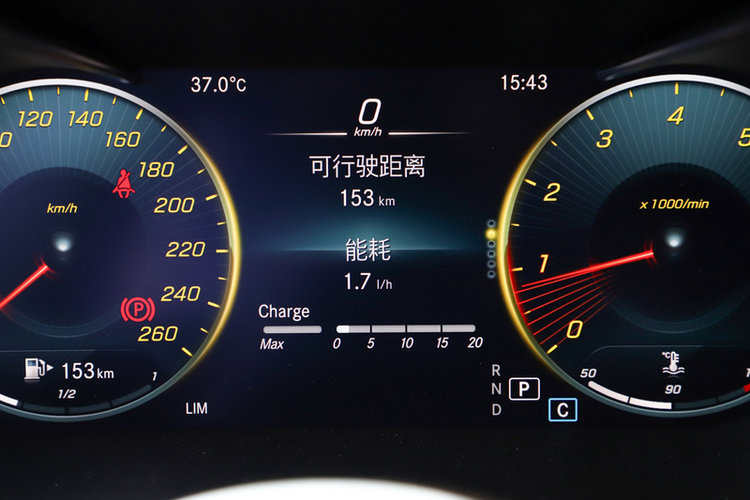 奔驰GLC 改款三 GLC 260 L 4MATIC 2022款 动感型