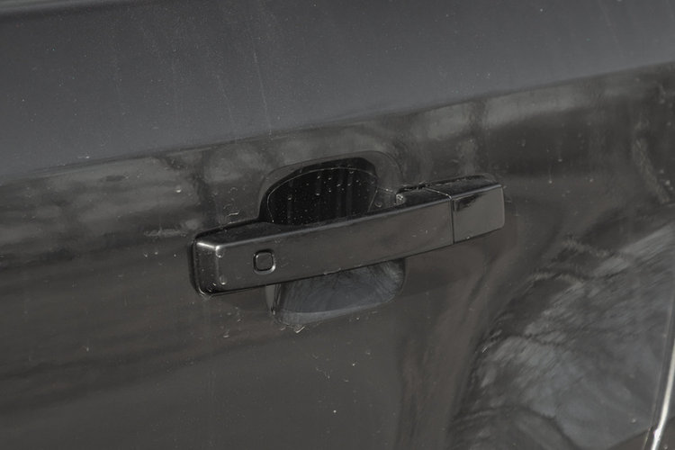 卫士 改款 110 5.0T 2023款 V8