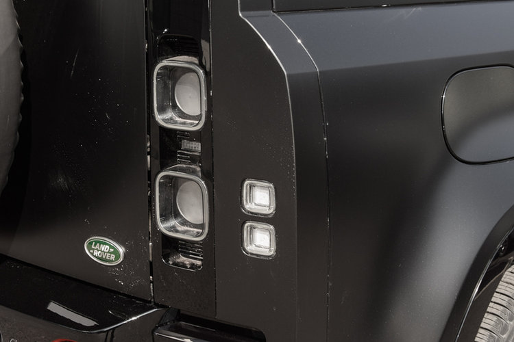 卫士 110 3.0T P400 2024款 X