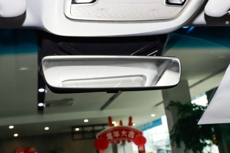 吉利几何G6 500KM 2024款 公务版