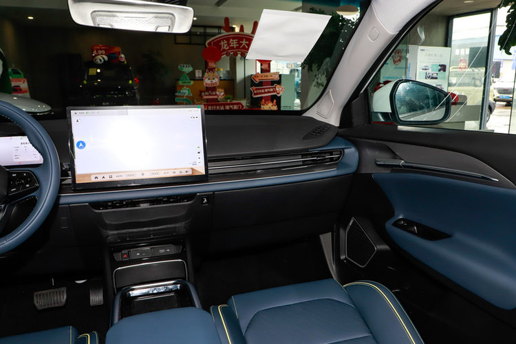 吉利几何G6 500KM 2024款 公务版